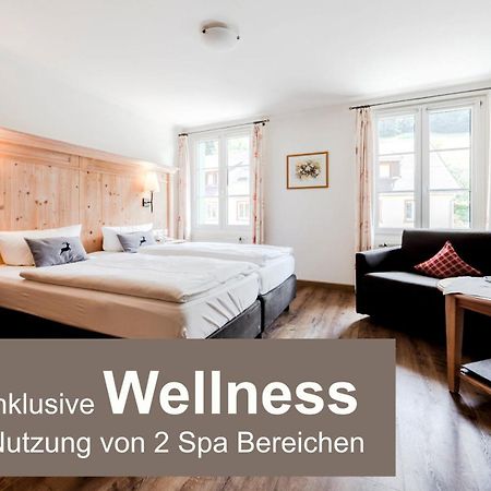 Gruener Baum Naturparkhotel & Schwarzwald-Restaurant ทอดท์เนา ภายนอก รูปภาพ
