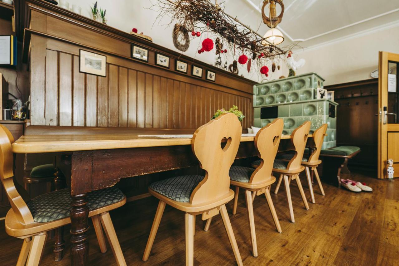 Gruener Baum Naturparkhotel & Schwarzwald-Restaurant ทอดท์เนา ภายนอก รูปภาพ